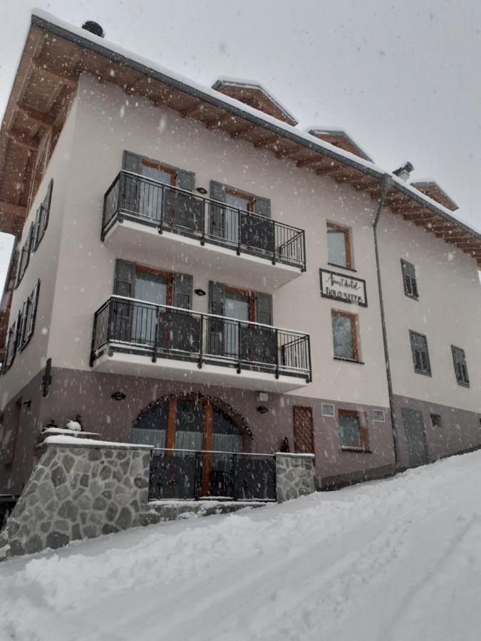 Aparthotel Dolomites Living&Relax Commezzadura Luaran gambar