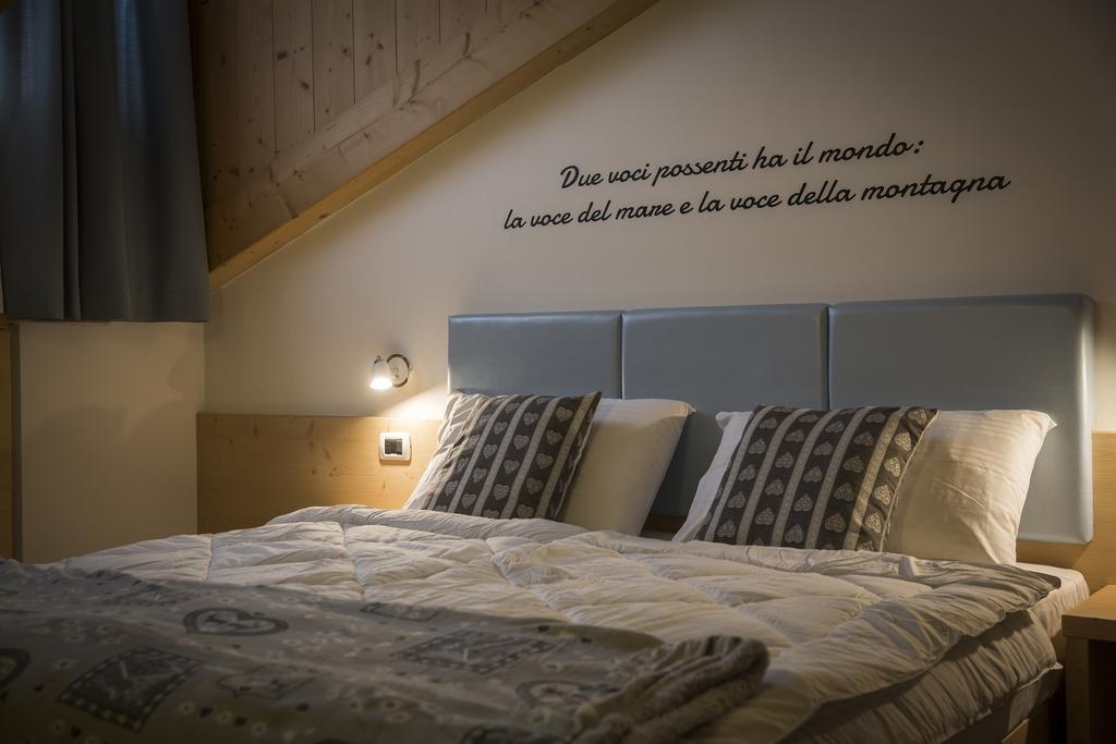 Aparthotel Dolomites Living&Relax Commezzadura Luaran gambar