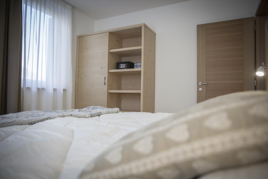 Aparthotel Dolomites Living&Relax Commezzadura Luaran gambar