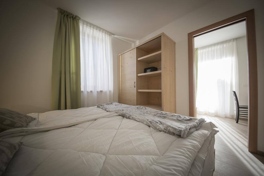 Aparthotel Dolomites Living&Relax Commezzadura Luaran gambar