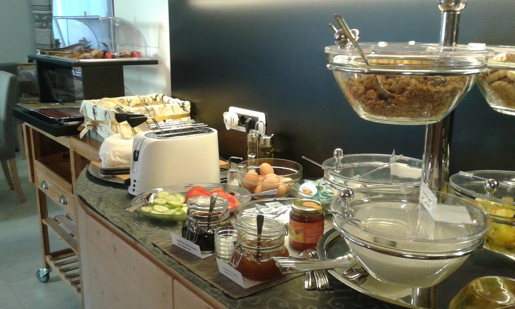 Aparthotel Dolomites Living&Relax Commezzadura Luaran gambar